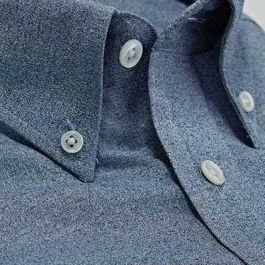 Contemporary Fit, Button Down Collar, 2 Button Cuff Shirt in a Blue Fleck